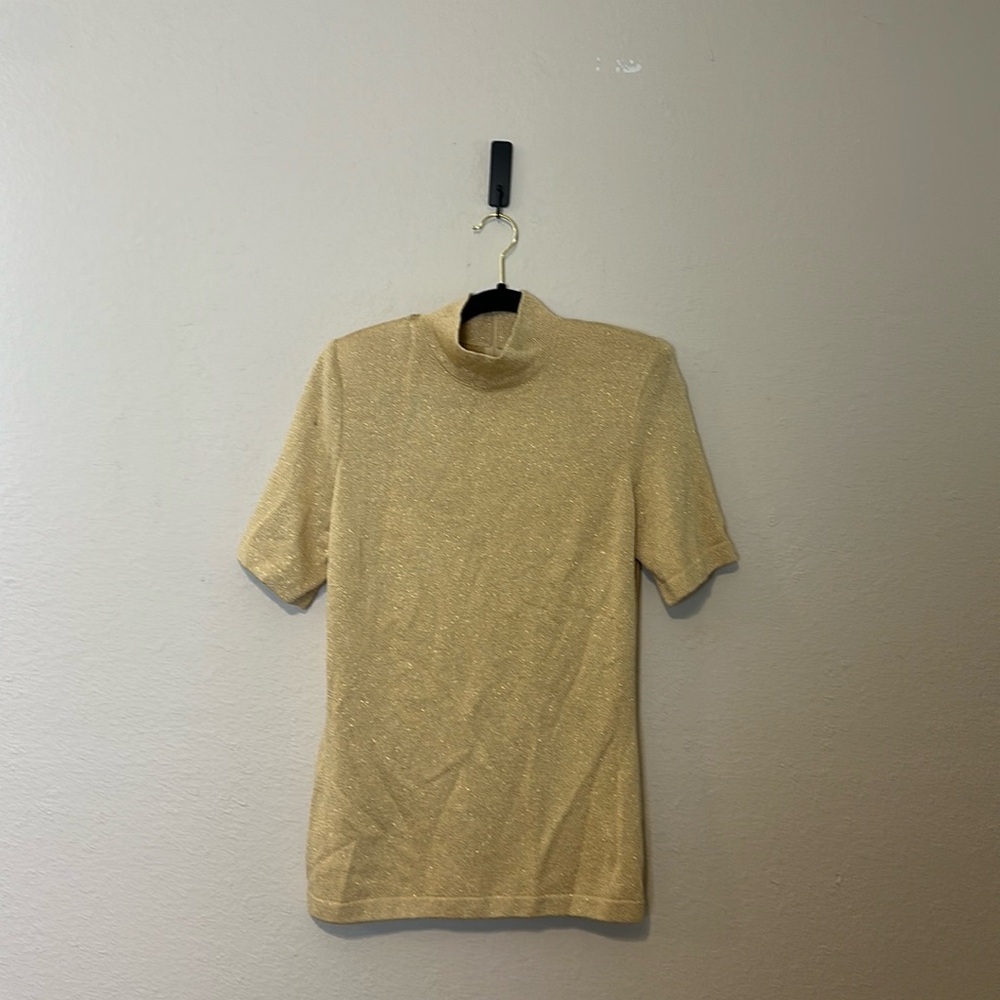 Vintage St. John‎ Gold Mock Neck Short Sleeve Long Santana Knit Top  Size Medium